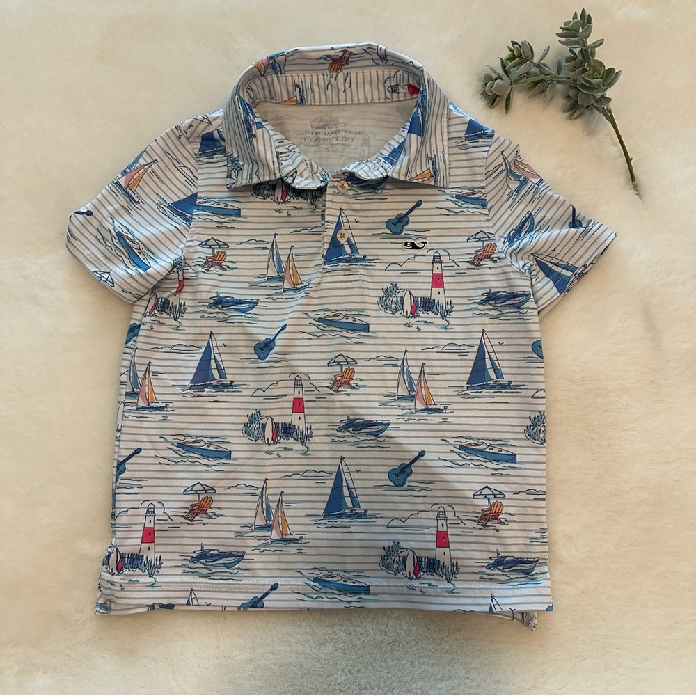 Vineyard Vines | EUC - Striped Sailboat Print Performance Polo - Size 5